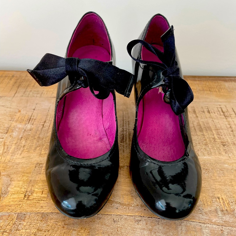 Hush Puppies patent leather heels
